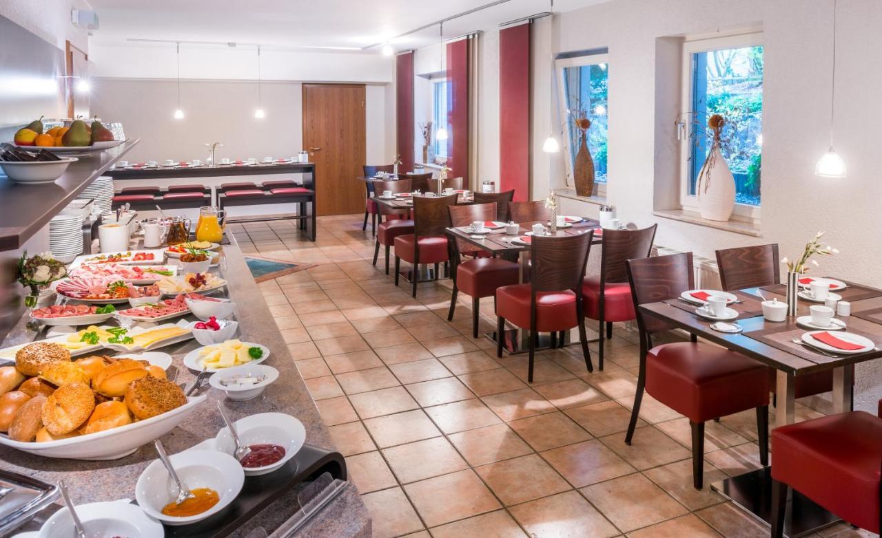 Hotel Zur Krone Меербуш Екстериор снимка